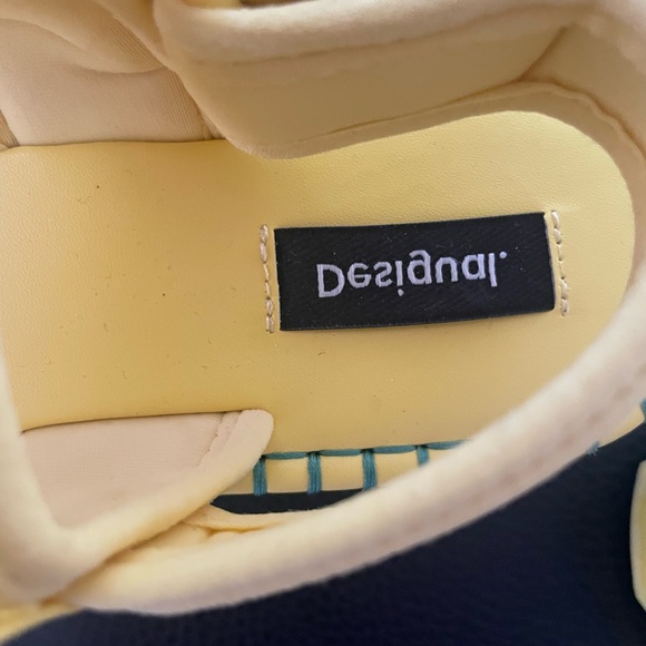 Colorful Platform Sandals - Picture 3 of 3